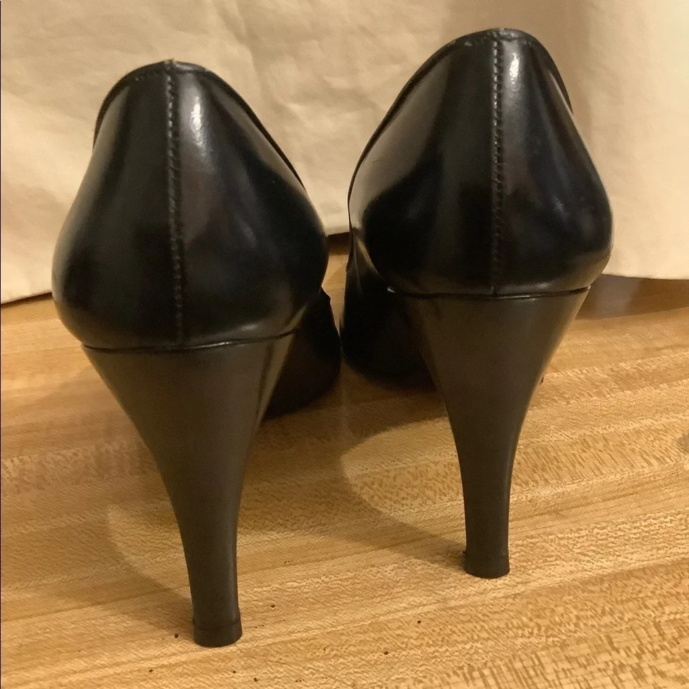 Christian Dior Classic Pumps Shoes - Picture 9 of 11